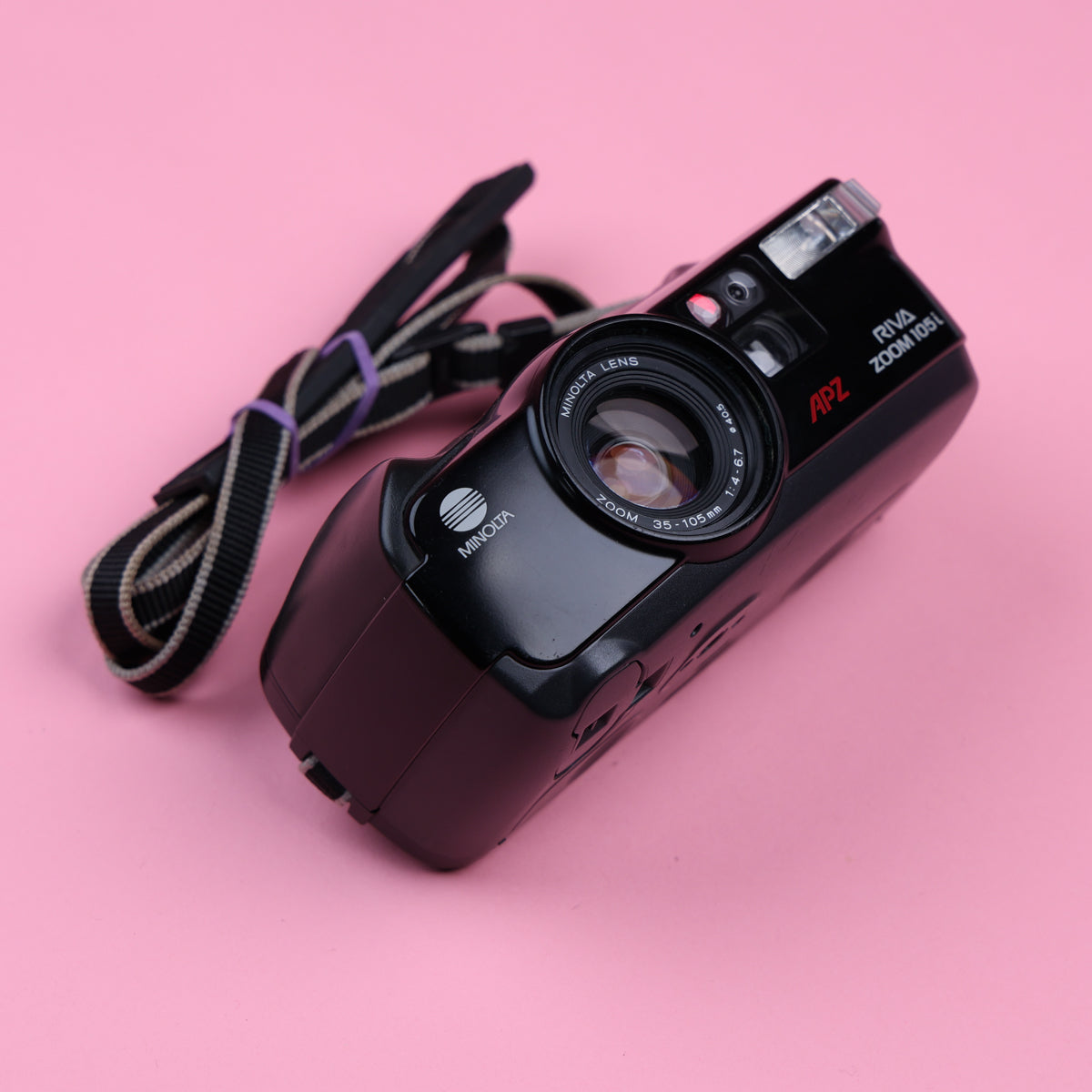 Minolta Riva Zoom 105i 35mm Film Camera (Pre-Owned)